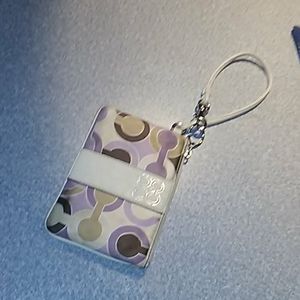Coach wristlet 6x4x7iches